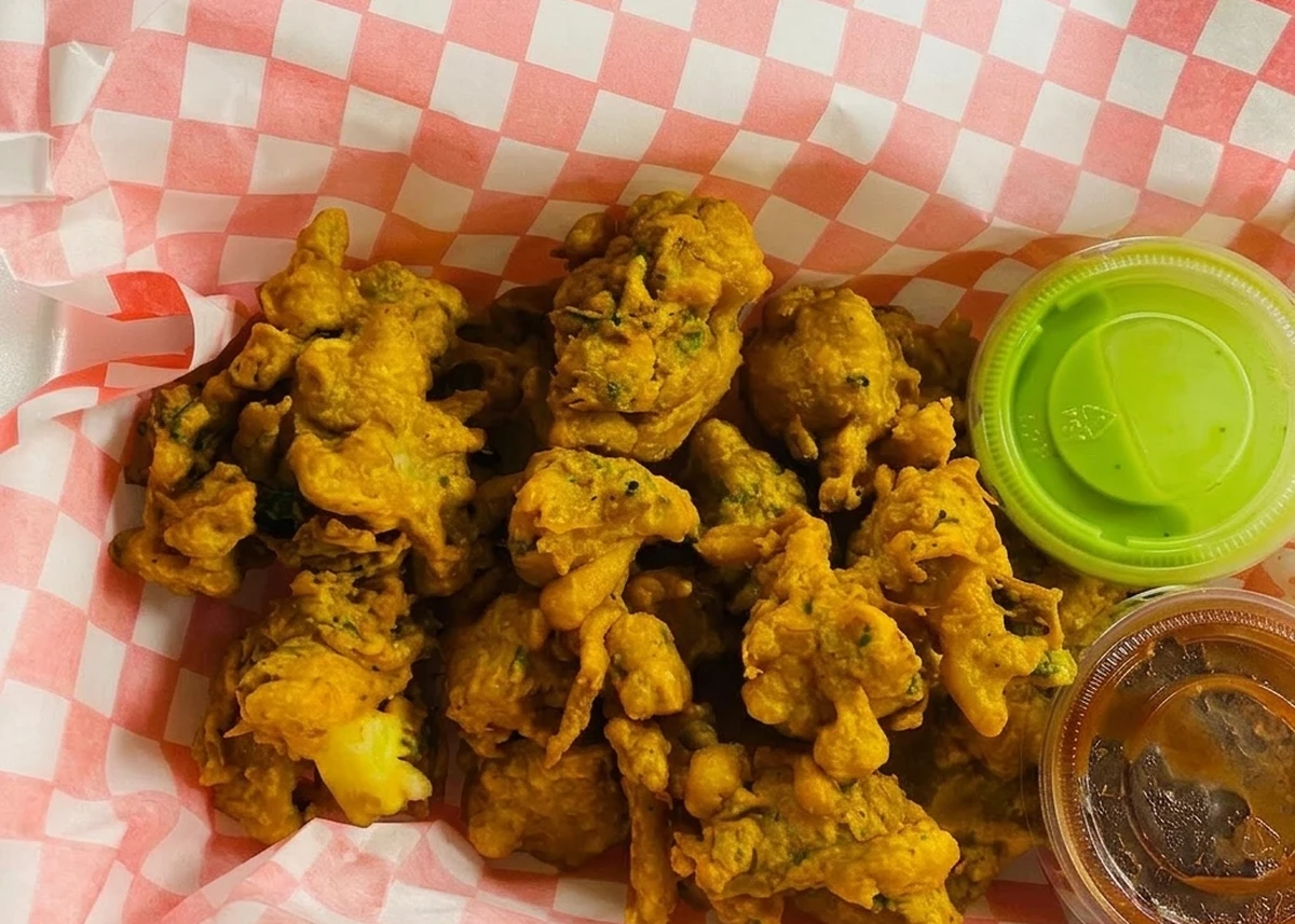 Veg pakora at Indian Express on Upper James Street, Hamilton